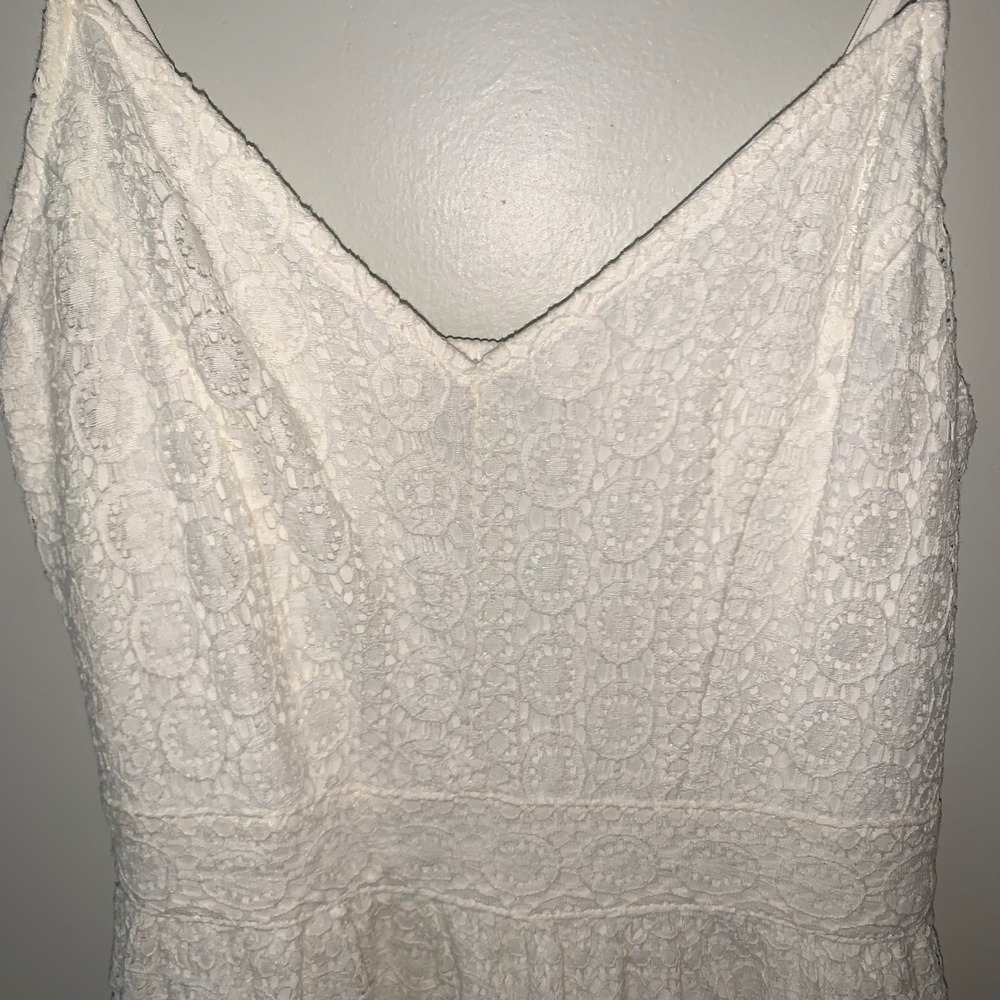 Abercrombie & Fitch White Floral Lace Mini Dress V-Neck Smocked Back Small - Picture 3 of 4